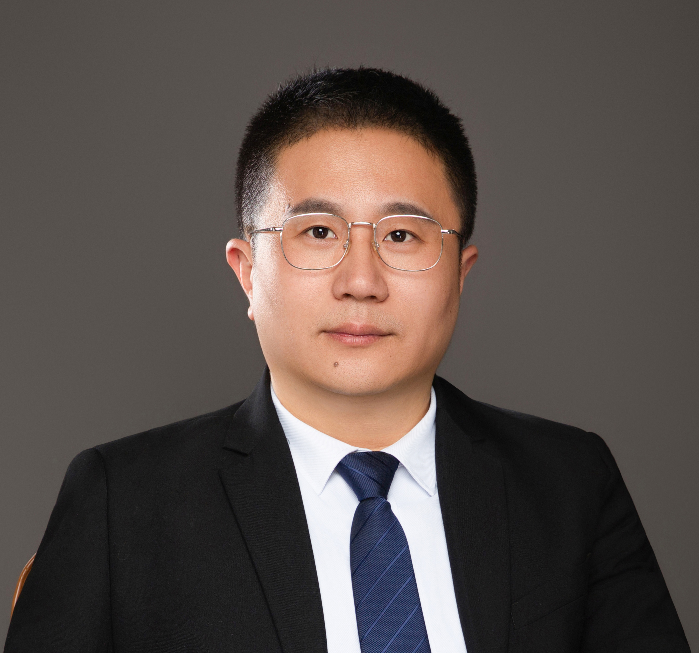 于彭