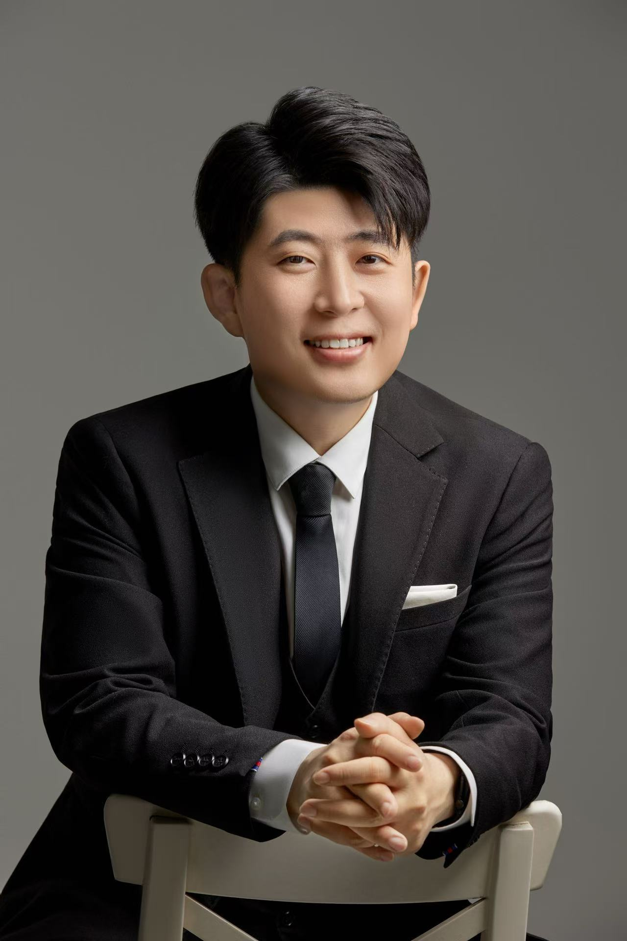 杨峥