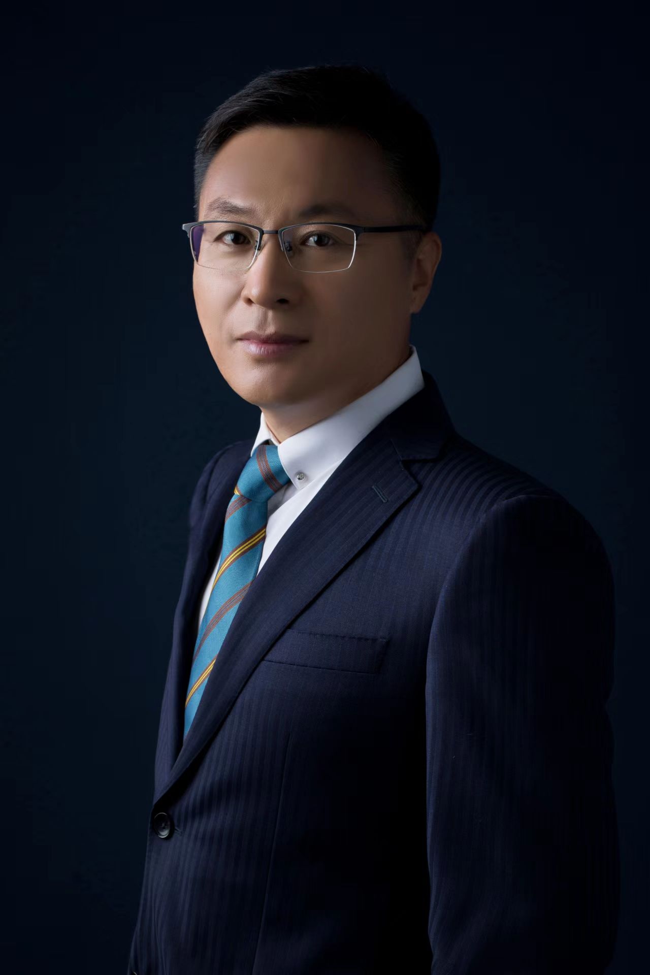 张龙